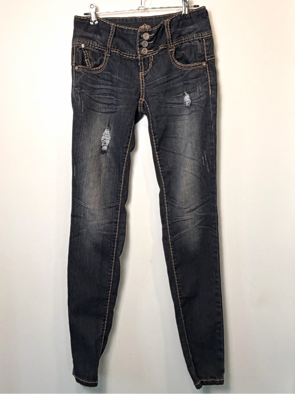 Vintage Almost Famous Distressed Skinny Jeans Embroidered Pocket Y2K Stretch 1